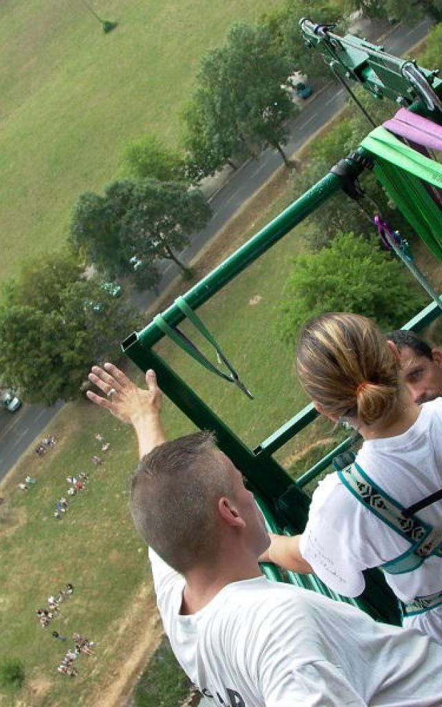 Le Mas Dazil cave bungee jump