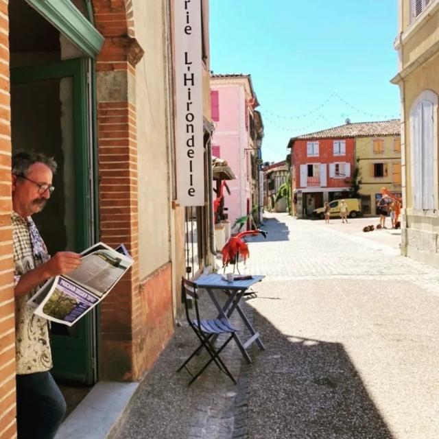 Instagram #carlabaylecitedesarts