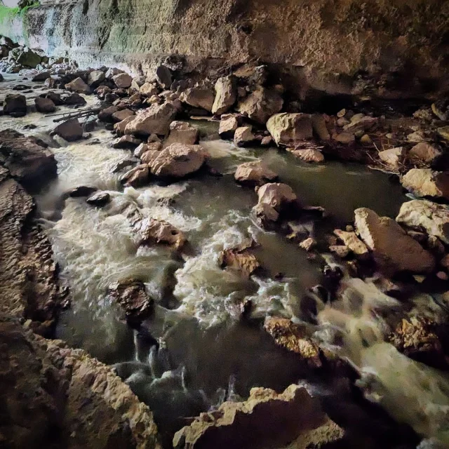 Instagram #grottedumasdazil