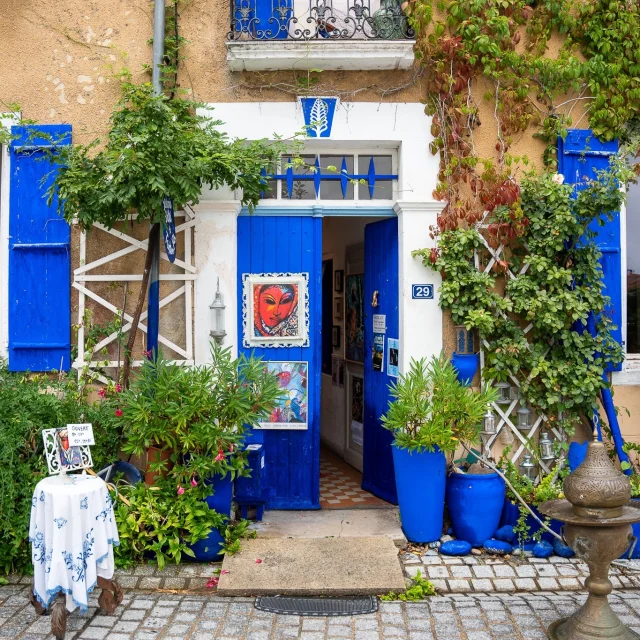 Instagram #carlabayle