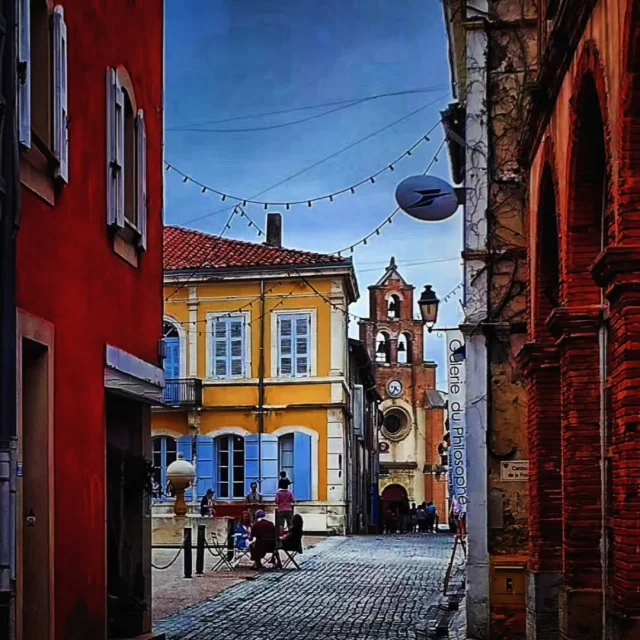 Instagram #carlabayle